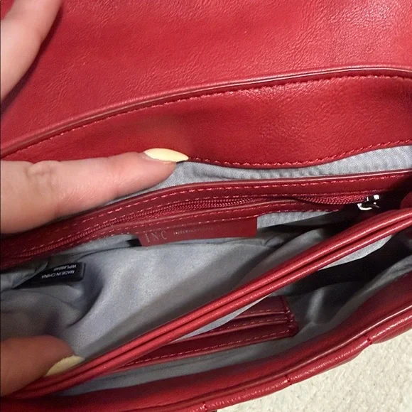 Red Quilted Top-Handle Crossbody Bag - Picture 4 of 6